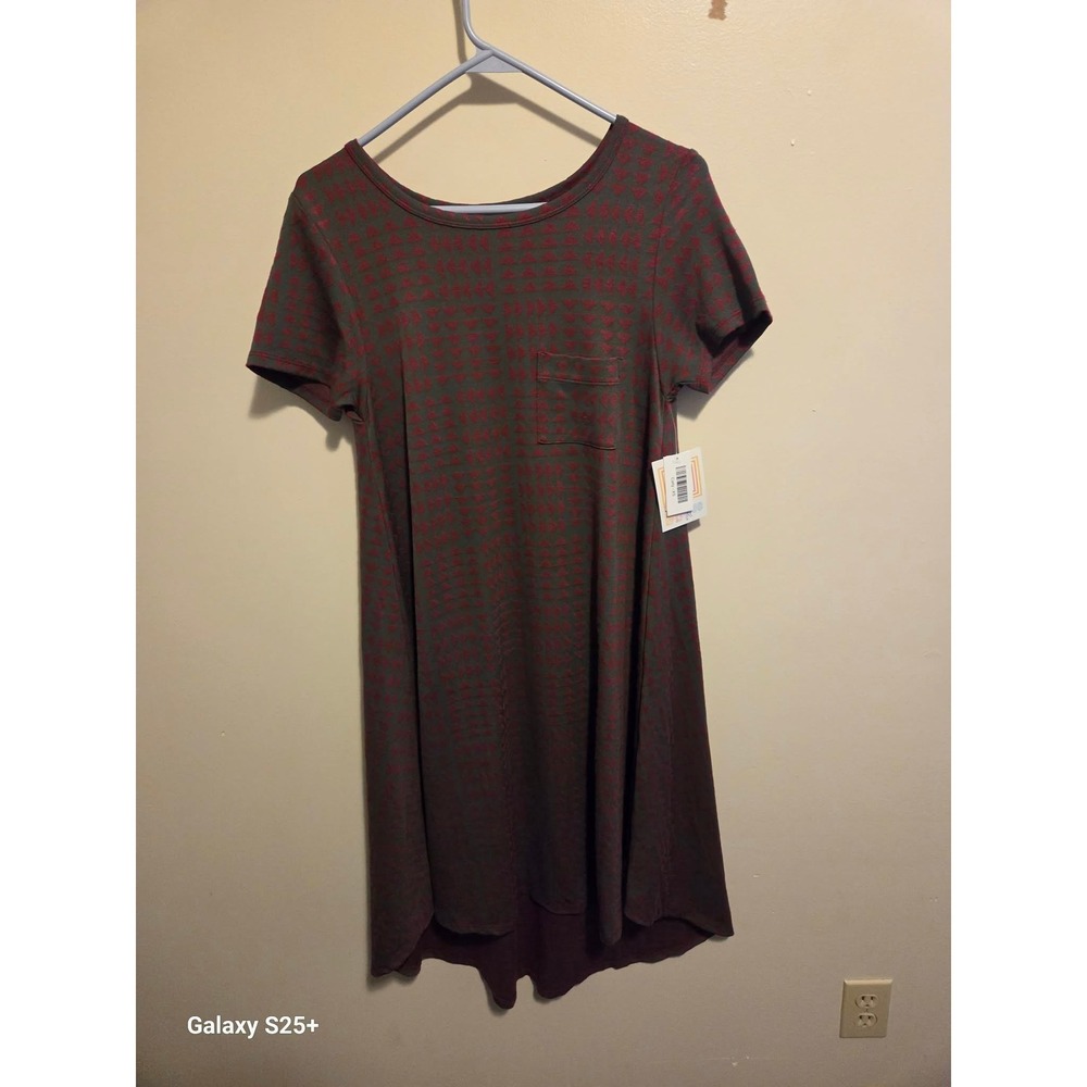 LuLaRoe Carly Dress Women XS Green Red New High-Low Swing Geometric Pocket